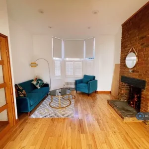 3 bedroom house in Felsham Road, London, SW15 (3 bed) (#2583585)