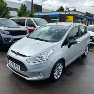 2017 Ford B-MAX TITANIUM NAVIGATOR MPV Petrol Manual - Image 3
