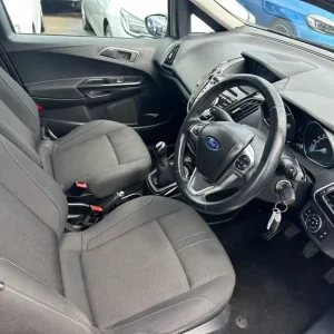 2017 Ford B-MAX TITANIUM NAVIGATOR MPV Petrol Manual - Image 7