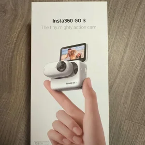 Insta360 GO 3 [128GB] – Like New, Full Accessory Kit Included