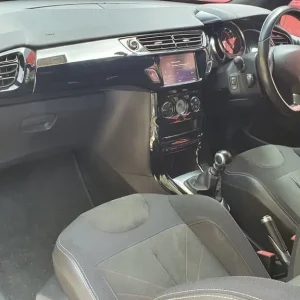2017 DS Automobiles DS 3 1.2 PureTech 130 Performance Line 3dr Hatchback Petrol Manual - Image 7