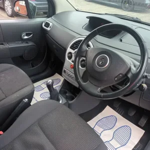 GRAND MODUS, Hatchback, 2011, Manual, 1461 (cc), 5 doors - Image 2