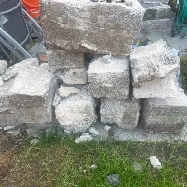Free concrete blocks / cinder blocks