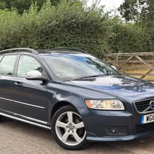 2011 Volvo V50 2.0 R-Design Estate 5dr Petrol Manual Euro 4 (145 ps) Estate Petrol Manual - Image 8