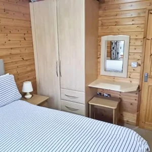 3 Bedroom Ski Lodge at Mullacott Park - Image 7