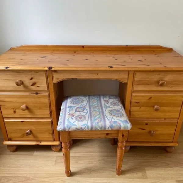 Pine Dressing Table / Dress With Stool 6 Drawers