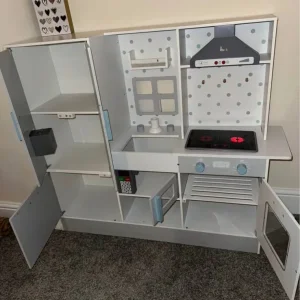 Kids play kitchen