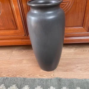 Floor vase