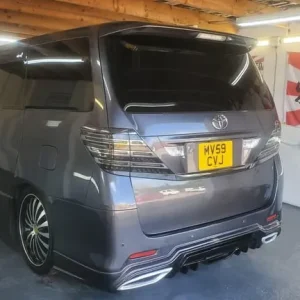 Toyota vellfire body style 2.4 auto 7 seater fresh japanese import 2009 - Image 2