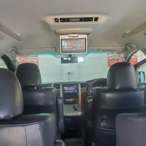 Toyota vellfire body style 2.4 auto 7 seater fresh japanese import 2009 - Image 7