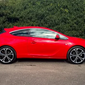 2017 Vauxhall Astra GTC 1.6i Turbo Limited Edition Coupe 3dr Petrol Manual Euro 6 (s/s) (200 ps) ... - Image 4