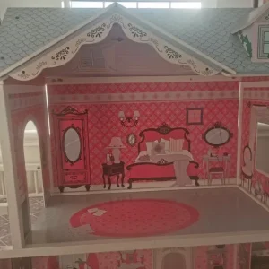 Doll house - Image 3