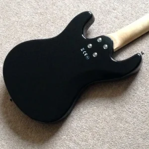 3/4 size Strat type guitar *HALF PRICE BARGAIN - Image 5