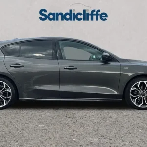 2022 Ford Focus 374 Hatchback Petrol Manual - Image 3