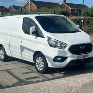2021 Ford Transit Custom 2.0 280 EcoBlue Limited L1 H1 Euro 6 (s/s) 5dr PANEL VAN Diesel Manual - Image 4