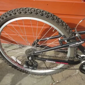 Apollo firecracker bike, 17 inch frame, 26 inch wheels, dual suspension, front disc brake, 21 gears - Image 2