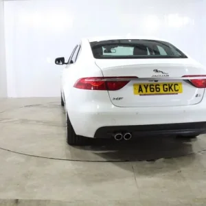 2016 66 JAGUAR XF 2.0D R-SPORT SALOON 4DR DIESEL AUTO EURO 6 (S/S) (180 PS) DIES - Image 7