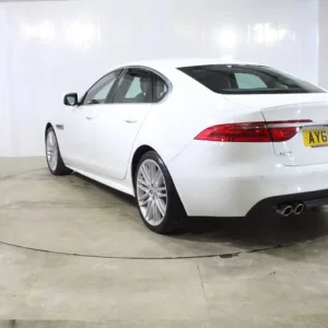 2016 66 JAGUAR XF 2.0D R-SPORT SALOON 4DR DIESEL AUTO EURO 6 (S/S) (180 PS) DIES - Image 8