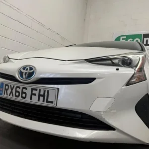 2020 Toyota Prius 1.8 VVTi T4 5dr CVT Auto HATCHBACK PETROL/ELECTRIC Automatic - Image 6