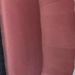 Pink sofa - Image 2