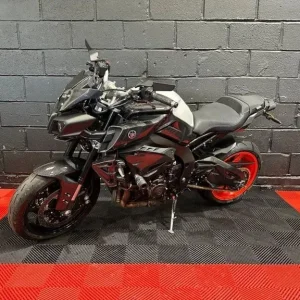 2020 20 YAMAHA MT-10 1000 HYPER-NAKED PETROL MANUAL EURO 4 (160 PS) - Image 7