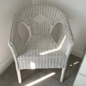 White wicker chair