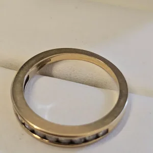 9CT GOLD INLAID 0.50PTS DIAMOND HALF ETERNITY - Image 2