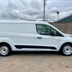 Ford Transit Connect 210 TDCI 120 L2H1 FRIDGE/FREEZER VAN LWB LOW ROOF - Image 4