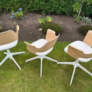 3 x stunning chairs - white stained oak veneer - Image 3