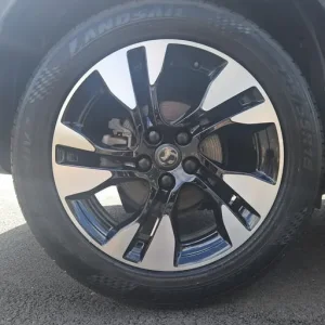 Vauxhall Grandland X 1.2 Turbo Griffin Edition Suv 5dr Petrol Manual Euro 6 - Image 3