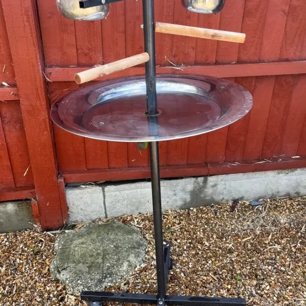 Parrot play stand