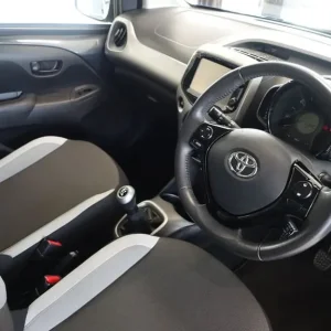 2014 Toyota AYGO 1.0 VVT-i x-play Hatchback 5dr Petrol Manual Euro 5 Euro 5 (68 ps) Hatchback Pet... - Image 3