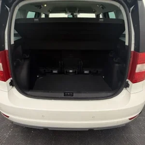 2015 Skoda Yeti 2.0 TDi ELEGANCE 5dr - FULL LEATHER - REAR SENSORS - DAB - FSH HATCHBACK Diesel M... - Image 7
