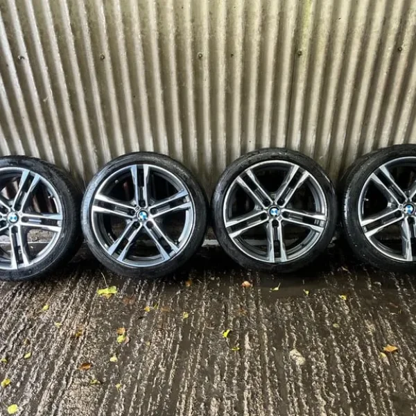 Genuine 18” BMW 1 series M Sport alloy wheels - 5x112