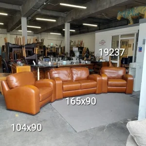 Tan soft leather 2 seater sofa 165cm x 90cm and 2 chairs 104cm x 90cm, Ref:19237