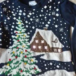Flashing ChriJumper Size S