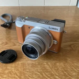 Panasonic DMC-GX80K Plus 2 Panasonic Lenses - Image 5