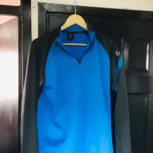 Zip up - Image 5