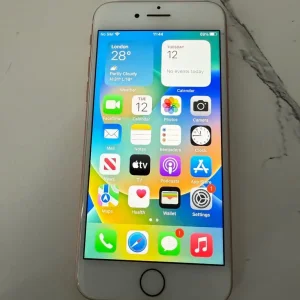 Apple iPhone 8 Unlocked to all networks (64gb inbuilt storage) - Image 2