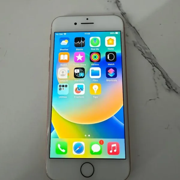 Apple iPhone 8 Unlocked to all networks (64gb inbuilt storage)