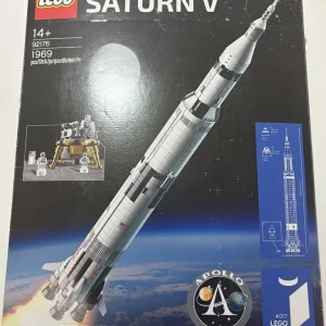 LEGO - Nasa Apollo Saturn V