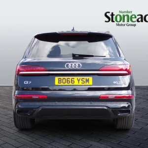 2021 Audi Q7 3.0 TDI V6 50 Black Edition SUV 5dr Diesel Tiptronic quattro Euro 6 (s/s) ( ESTATE D... - Image 4