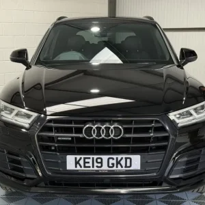 2019 Audi Q5 2.0 TDI 40 Black Edition S Tronic quattro Euro 6 (s/s) 5dr ESTATE Diesel Automatic - Image 4
