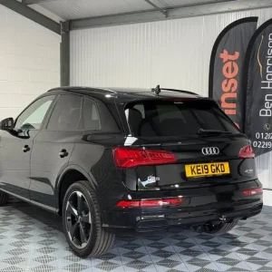 2019 Audi Q5 2.0 TDI 40 Black Edition S Tronic quattro Euro 6 (s/s) 5dr ESTATE Diesel Automatic - Image 6
