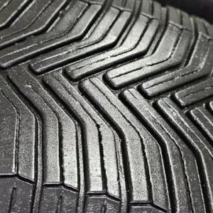 235 55 17 2 x tyres Michelin Cross Climate M+S - Image 3