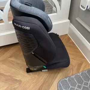 Maxi Cosi Car seat - Image 2