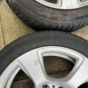 BMW alloy wheels with tyres. 225/45/17 - Image 4