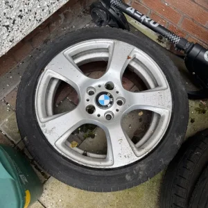 BMW alloy wheels with tyres. 225/45/17