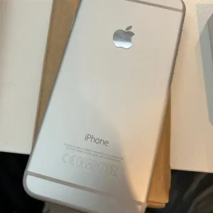 iPhone 6 - Image 2