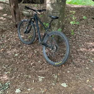 2022 specialized rockhopper elite - Image 2